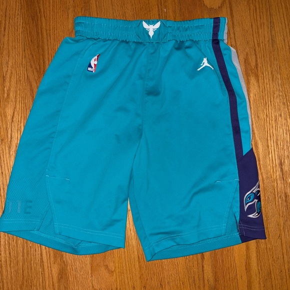 NBA Charlotte Hornets men's basketball shorts